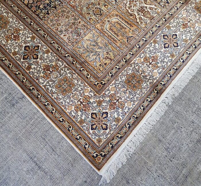 0424 Kashmir Silk (300x215 cm) - Image 2