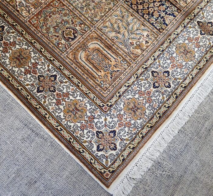 0426 Kashmir Silk (220x156 cm) - Image 2