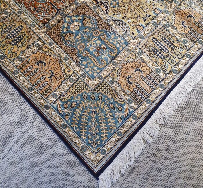 0427 Kashmir Silk (220x155 cm) - Image 3